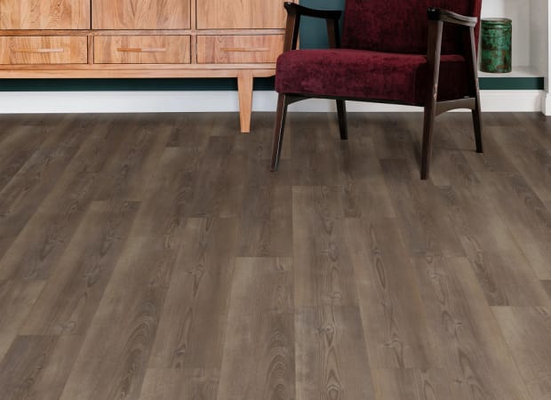 Paladin Plus in Ripped Pine Luxury Vinyl