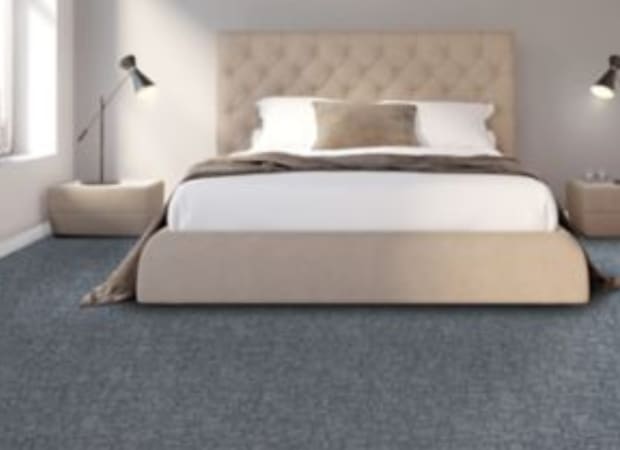 Urbane Glow in Ivory Charm Carpet