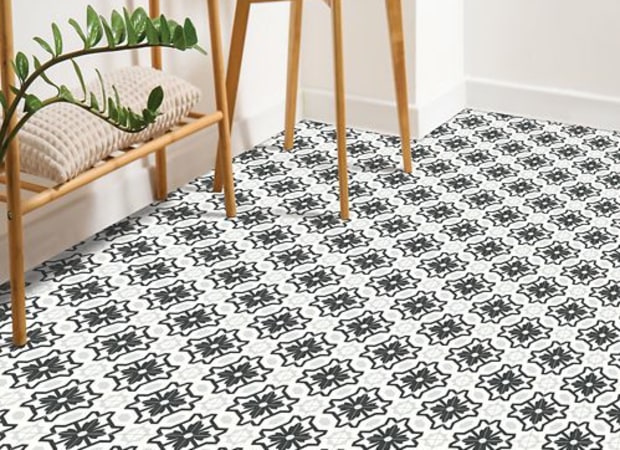 Elan Peak in Greys Harbor Vinyl Sheet Goods