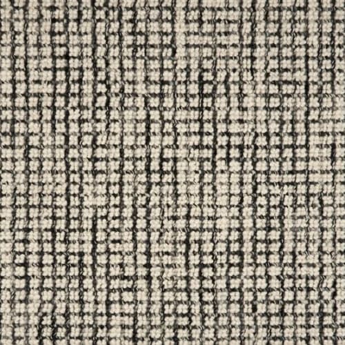 Nessa in Noir Carpet