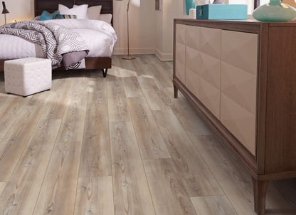 PARAGON 7" PLUS in Cut Pine Luxury Vinyl