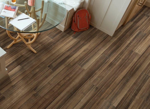 SUSTAIN 20 MIL in Oakwood Luxury Vinyl