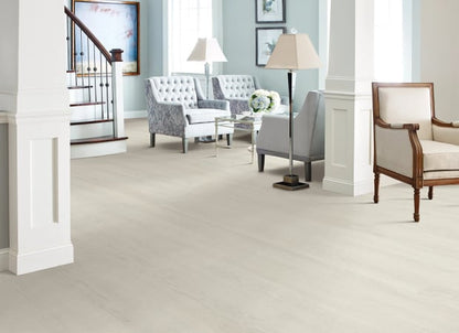 Willow Oak 12M in Rhinestone Oak Luxury Vinyl