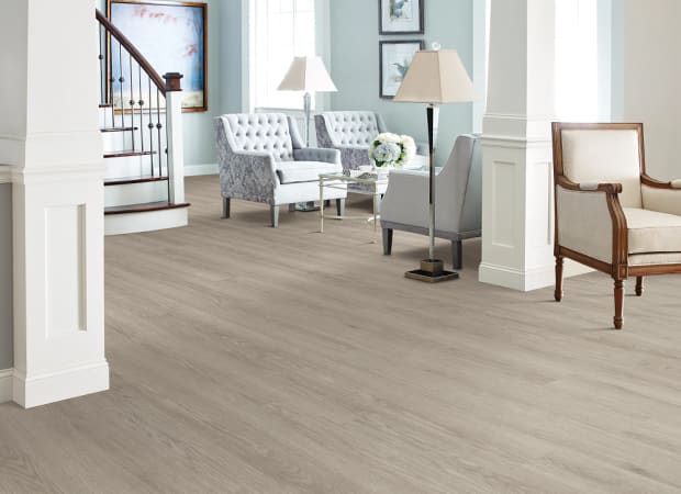 Willow Oak 30 M in Silver Oak Luxury Vinyl