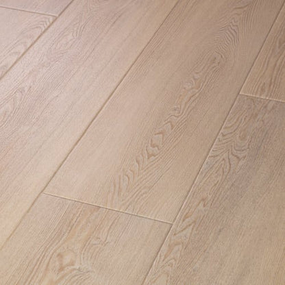 COREtec Originals Premium VV810 in Flaxen Ash