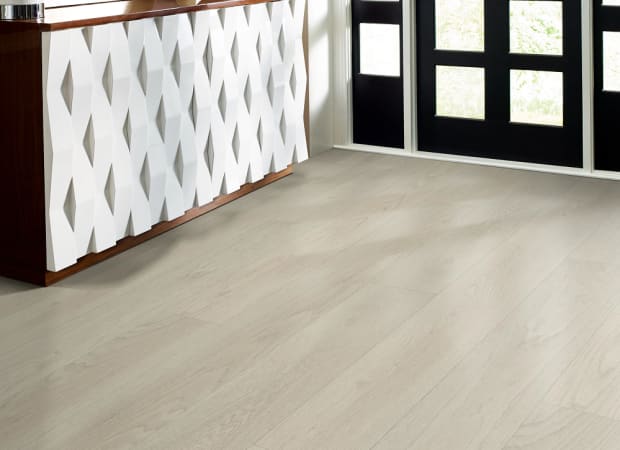 TITAN HD PLUS PLATINUM in Serene Driftwood Luxury Vinyl